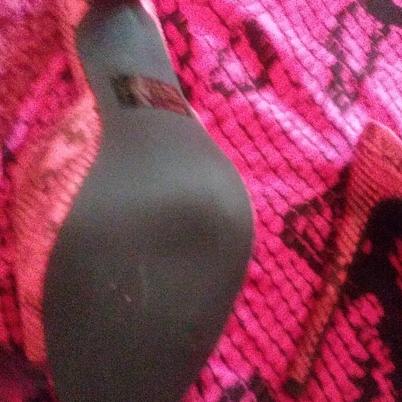 Shoes - Picture 3 of 5